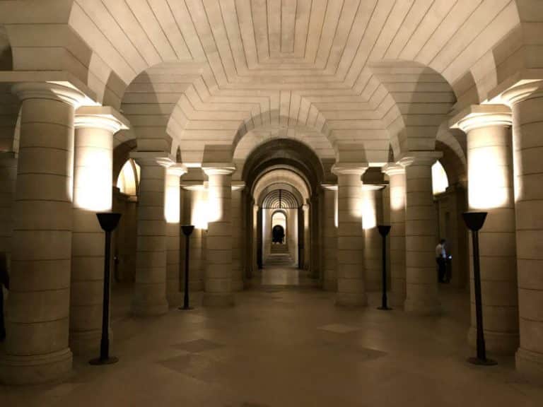 crypts under the pantheon paris