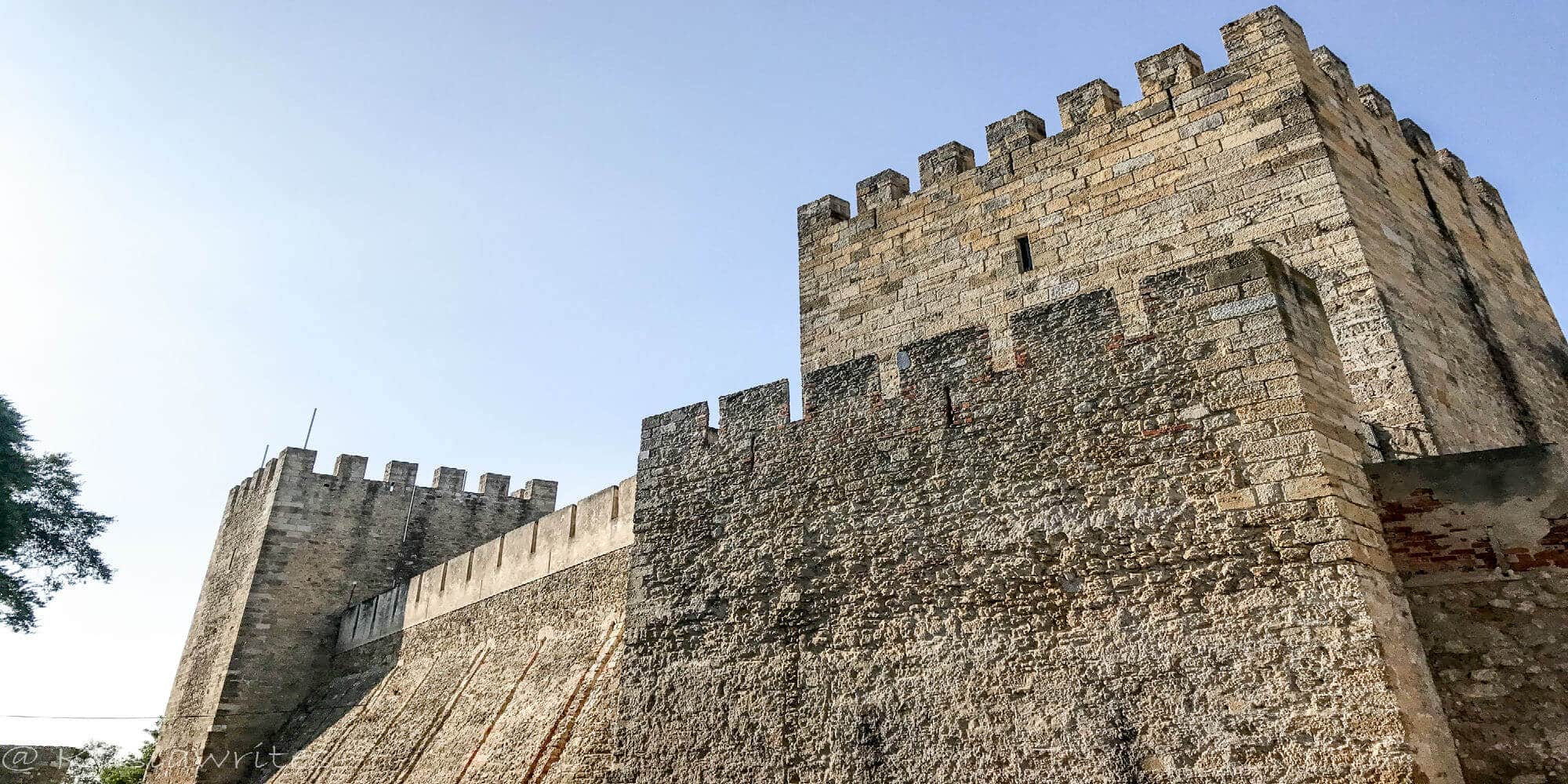 Visiting Lisbon's Castelo de Sao Jorge | kasiawrites