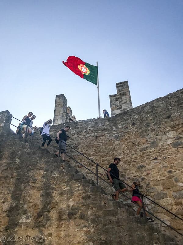 Visiting Lisbon's Castelo de Sao Jorge | kasiawrites