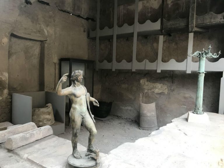 Ostia Antica & Herculaneum: 2 great alternatives to Pompeii | kasiawrites