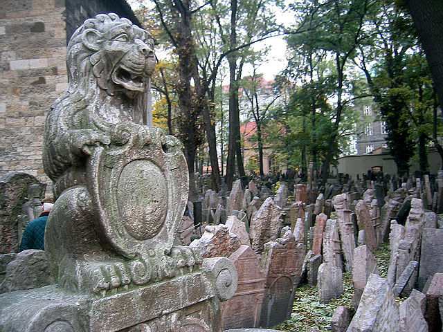 Praha Jewish Cemetery 2003