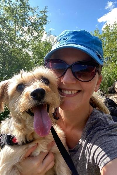 Hiking tips for beginners: hike with your dog