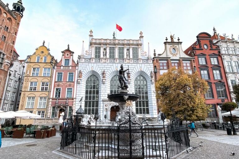 Discover The Best Of Gdansk Old Town Architecture